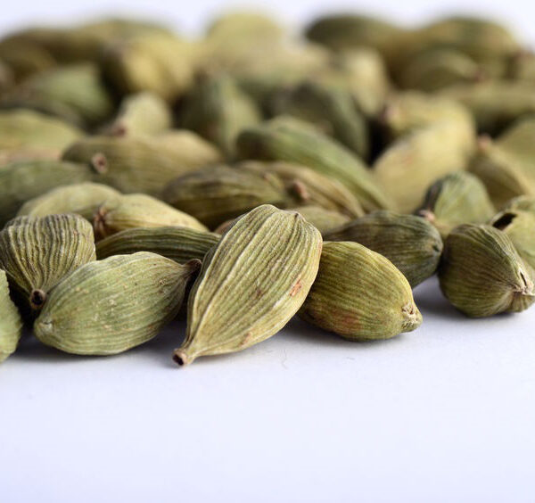 cardamom essential oil