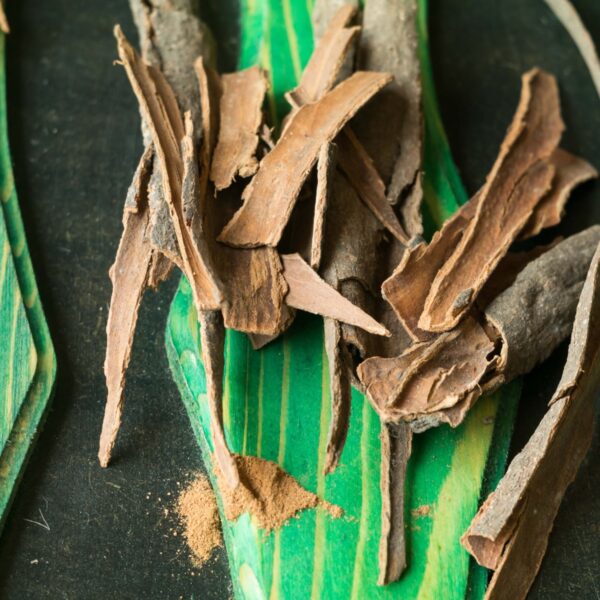 CASSIA ESSENTAIL OIL (CINNAMON FAMILY)-0